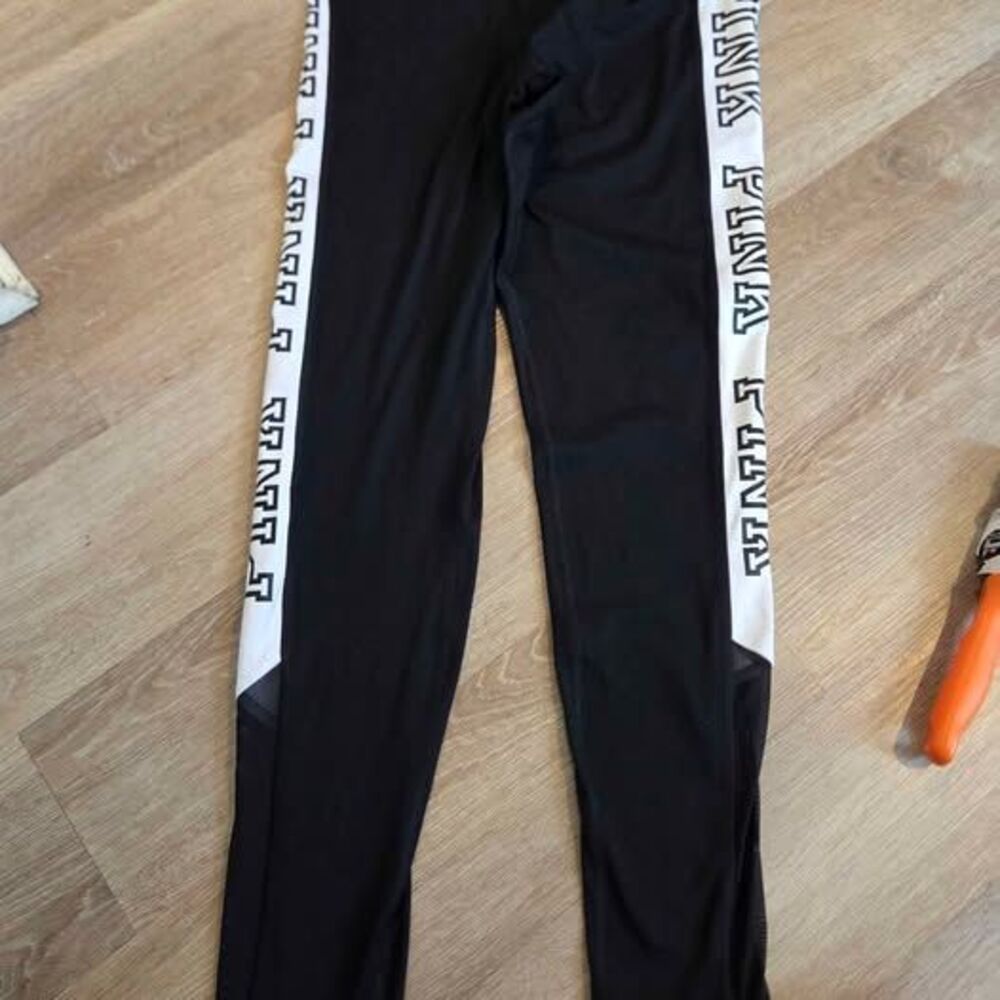PINK Victoria's Secret Ultimate Leggings
